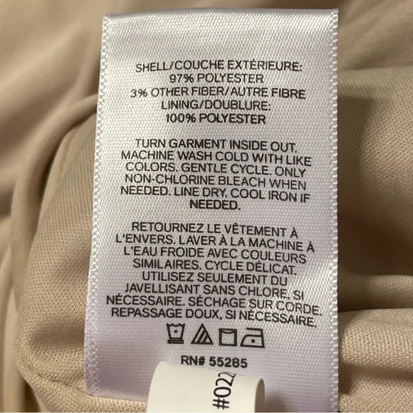 EXPRESS Metallic‎ Clip Dot Puff Sleeve Fit and Flare Dress - Picture 7 of 7